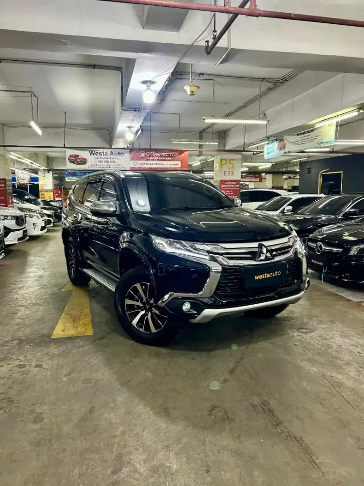 KM 82rb 4x4 Sunroof Mitsubishi Pajero Dakar AT 2017 Terawat 2018