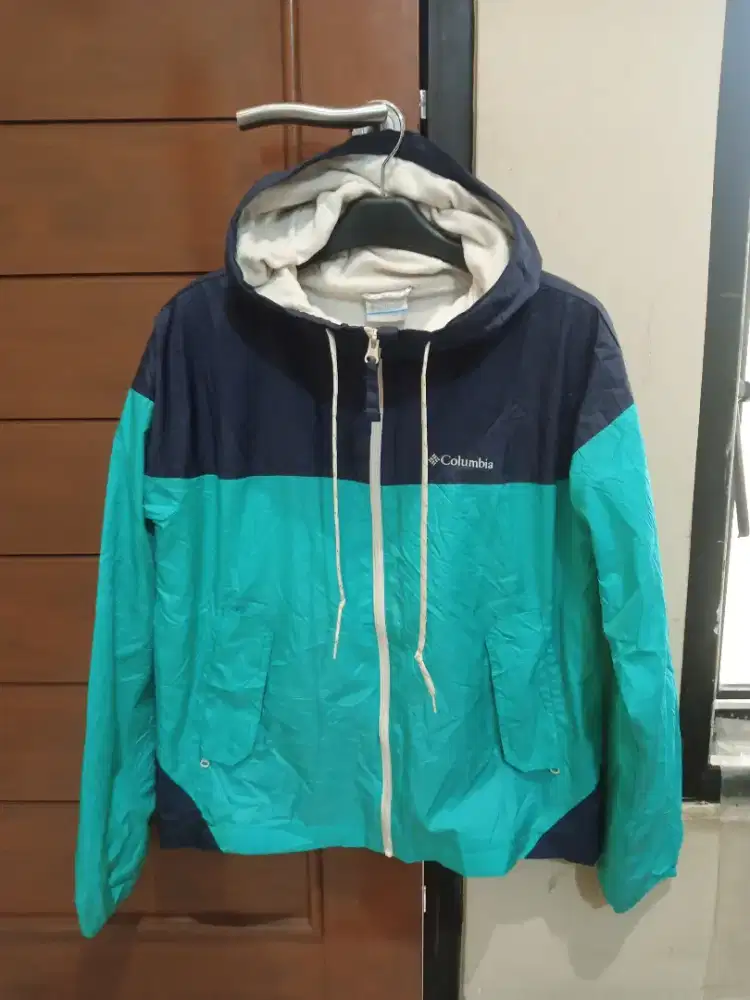 COLUMBIA - Jaket Windbreaker Inner Polar
