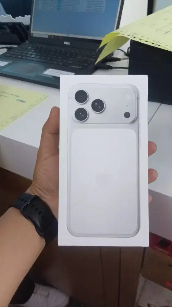 Iphone 17promex 256Gb ibox kondisi masih segel