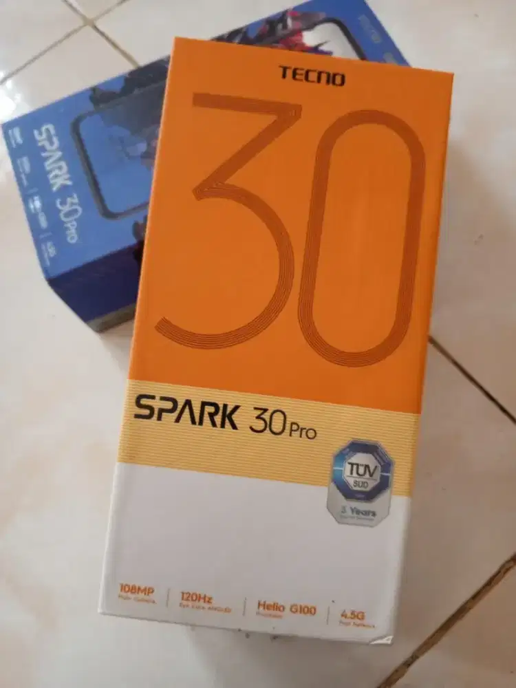 Hp Tecno spark 30 pro 8/128 fullset