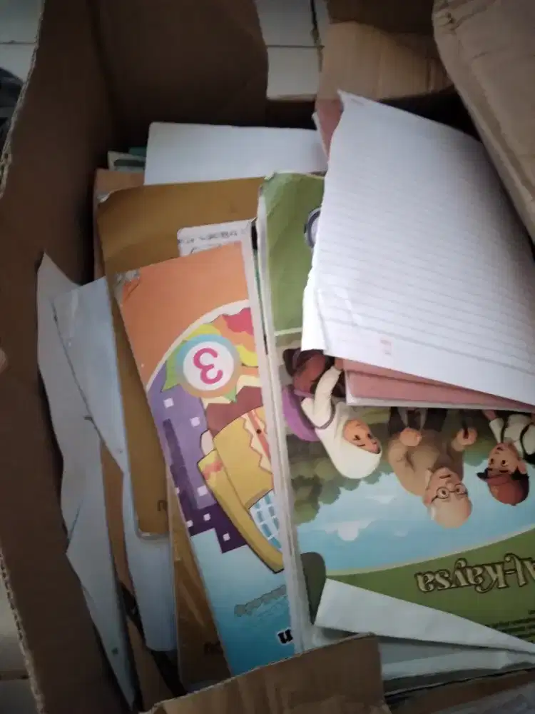 Buku bekas sekolah