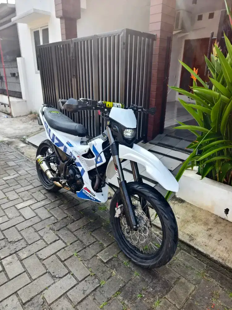 Jual Satria FU 2007 modif Supermoto look