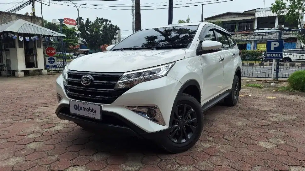 DP MURAH Daihatsu Terios 1.5 X Deluxe Bensin-MT 2020 Putih CUBDD