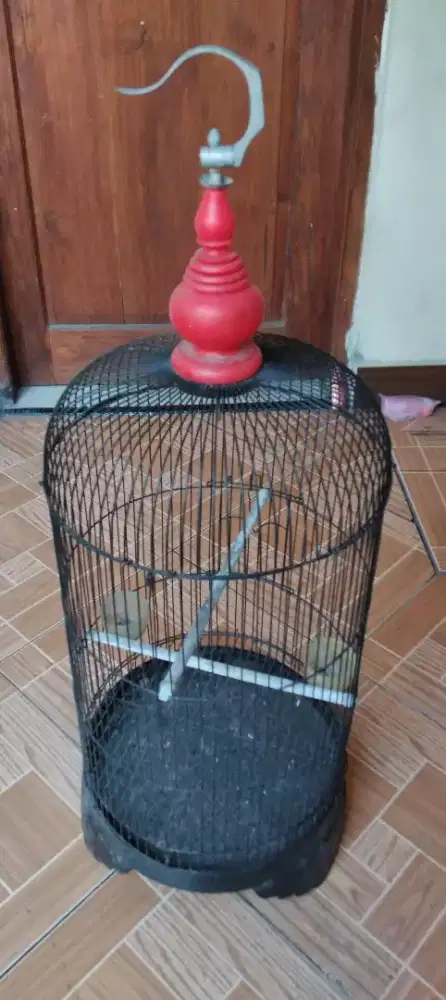 Sangkar burung bekas