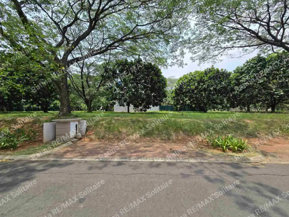 Tanah Hoek 1200m Di Royal Orchard, Kelapa Gading