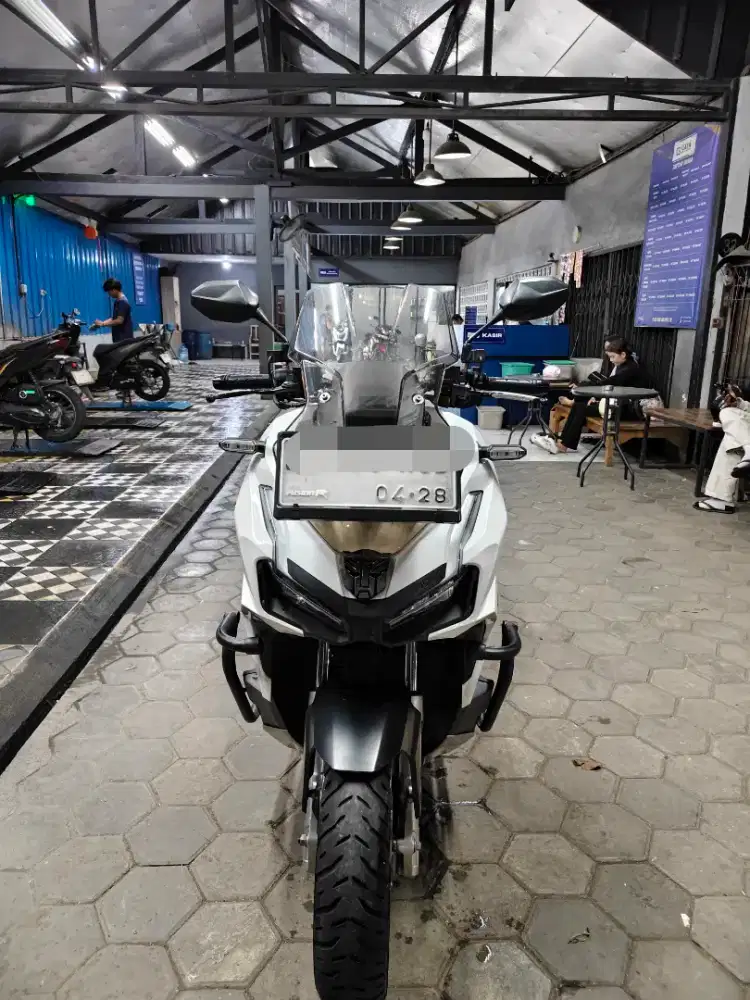 ADV 160 CBS White 2023