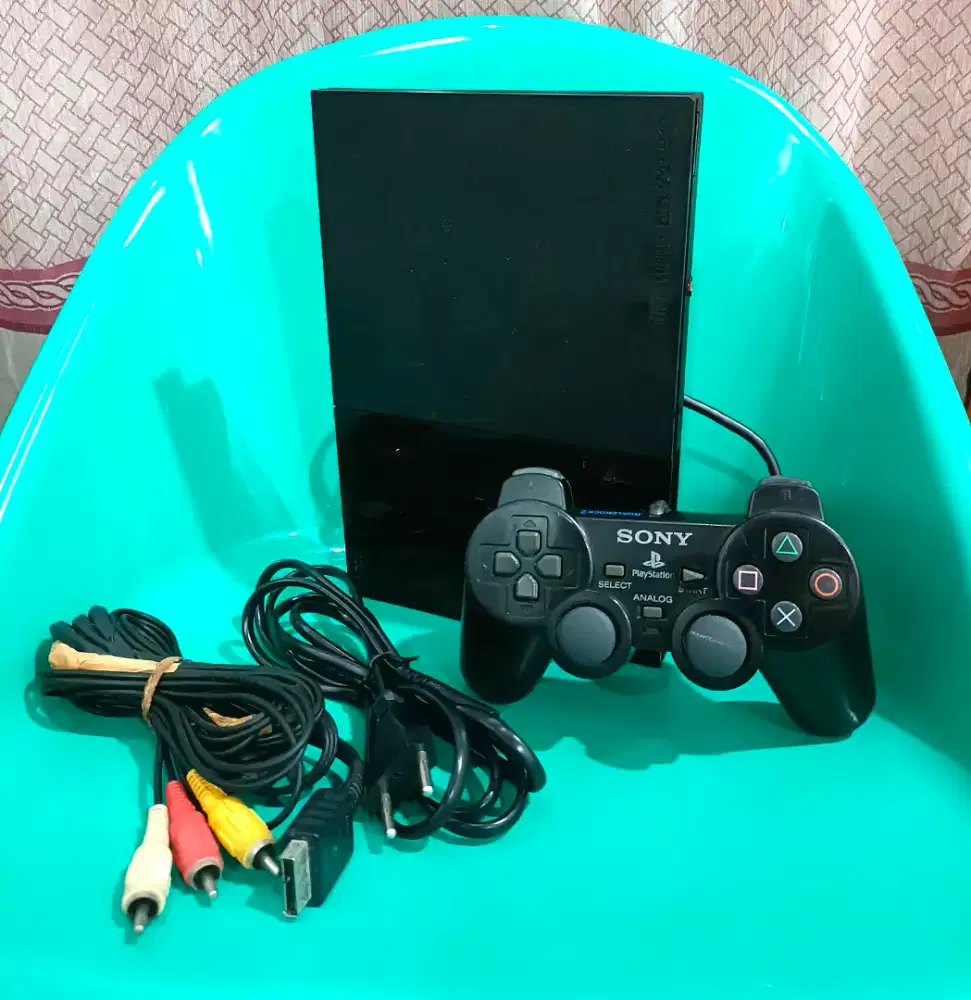 Ps2 slim masih pake kaset (bekas)