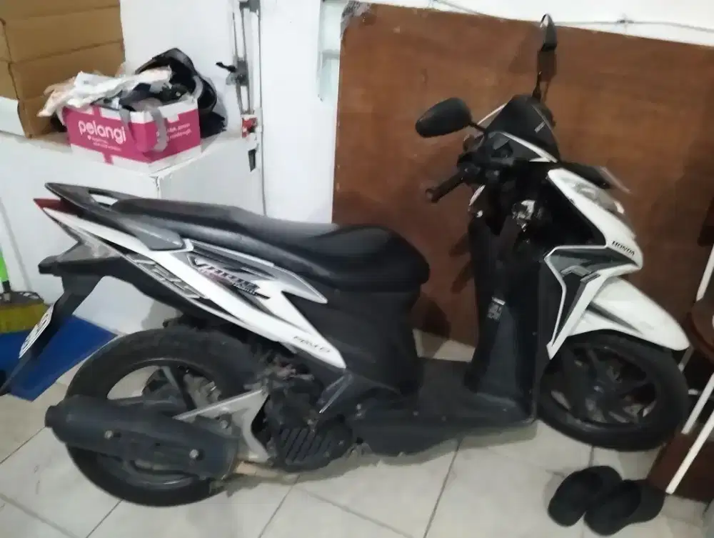 D jual Vario putih , normal