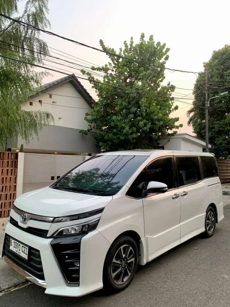 Toyota Voxy 2019 Bensin