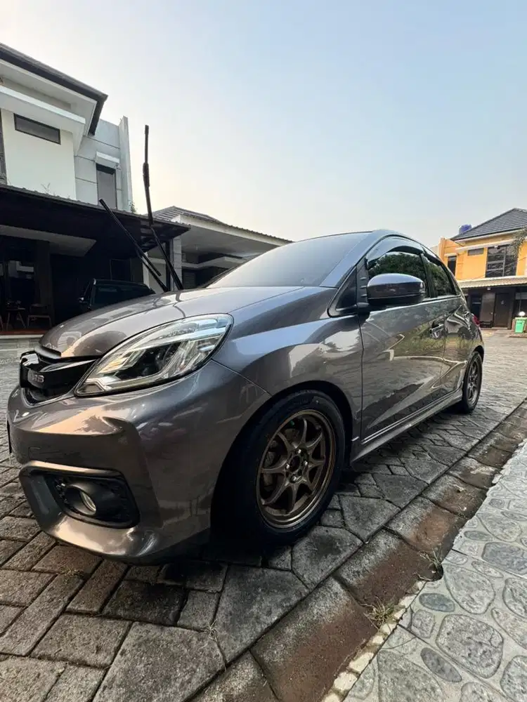 Honda Brio RS 1.2 CVT Grey
