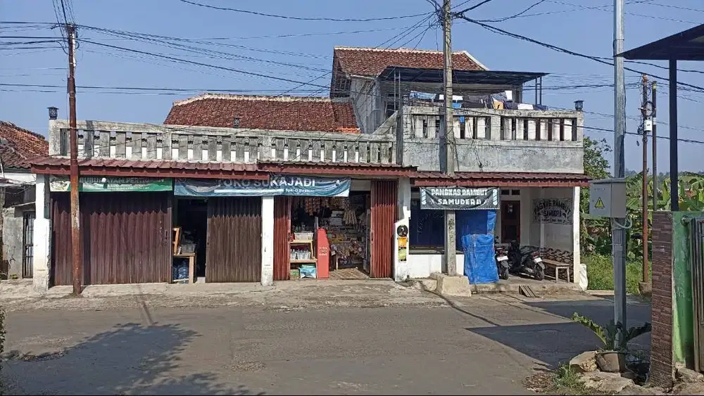 Rumah 2 Lantai + Toko Pinggir Jalan SHM LT 200 m² Kadudampit Sukabumi