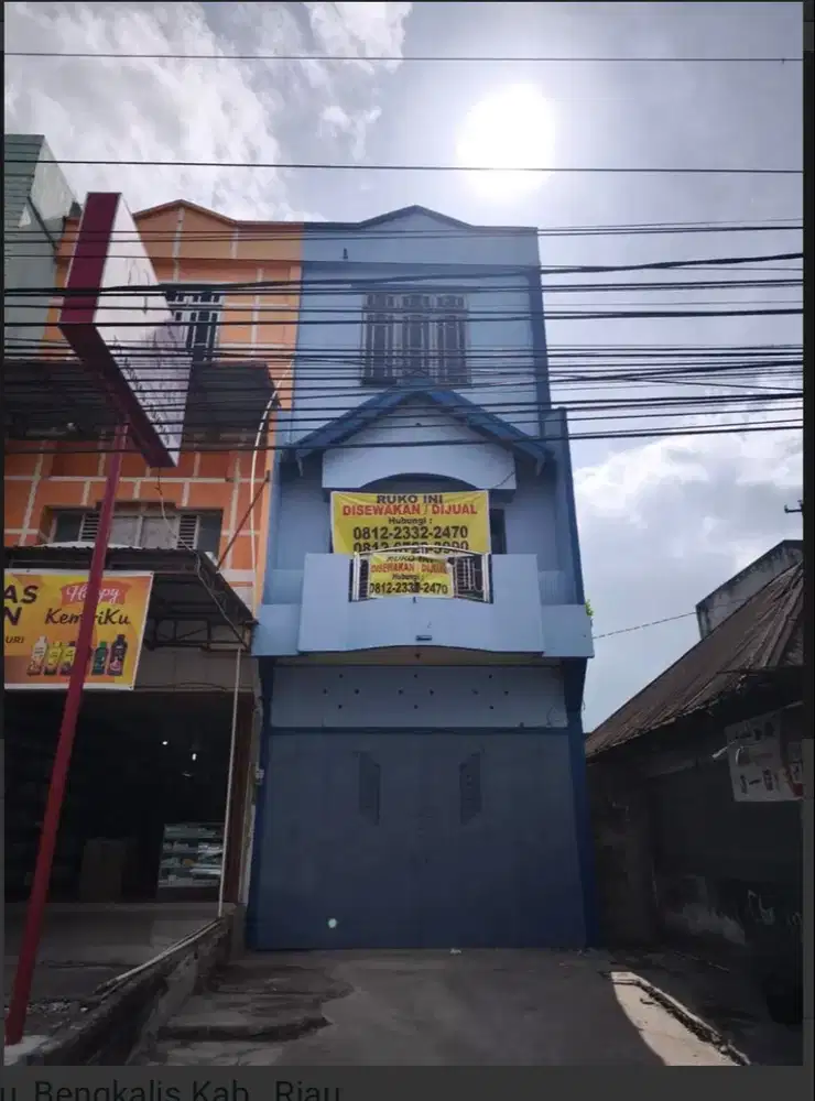 Dijual ruko Lokasi strategis SHM