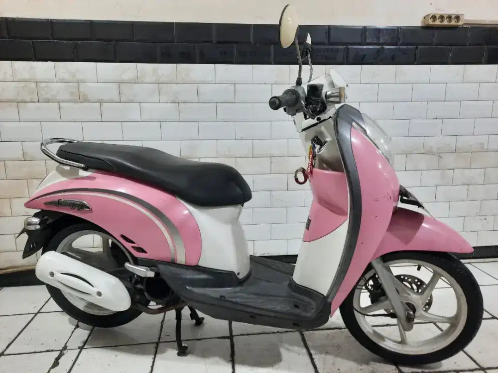 Honda scoopy karbu tahun 2011 original bagus