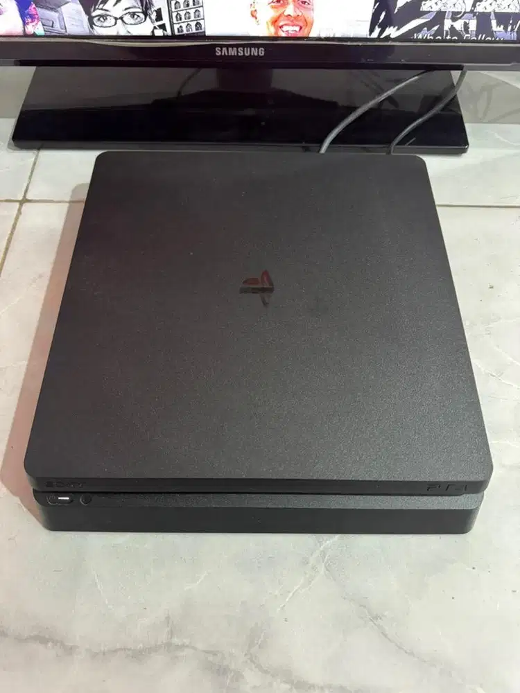 PS4 Slim 1TB Bundle TV Samsung 32 – Tinggal Main!