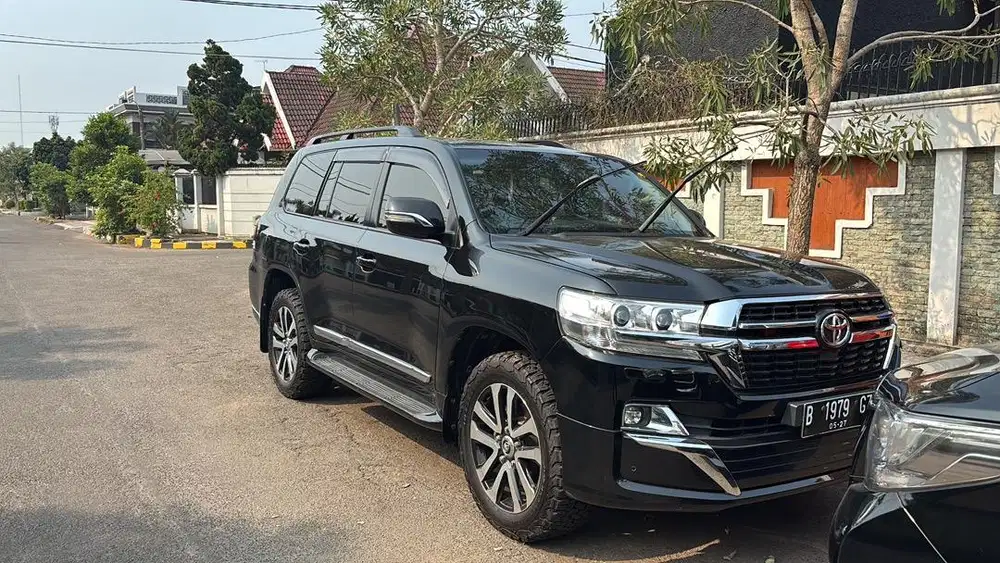 Land cruiser UK 2012 facelift