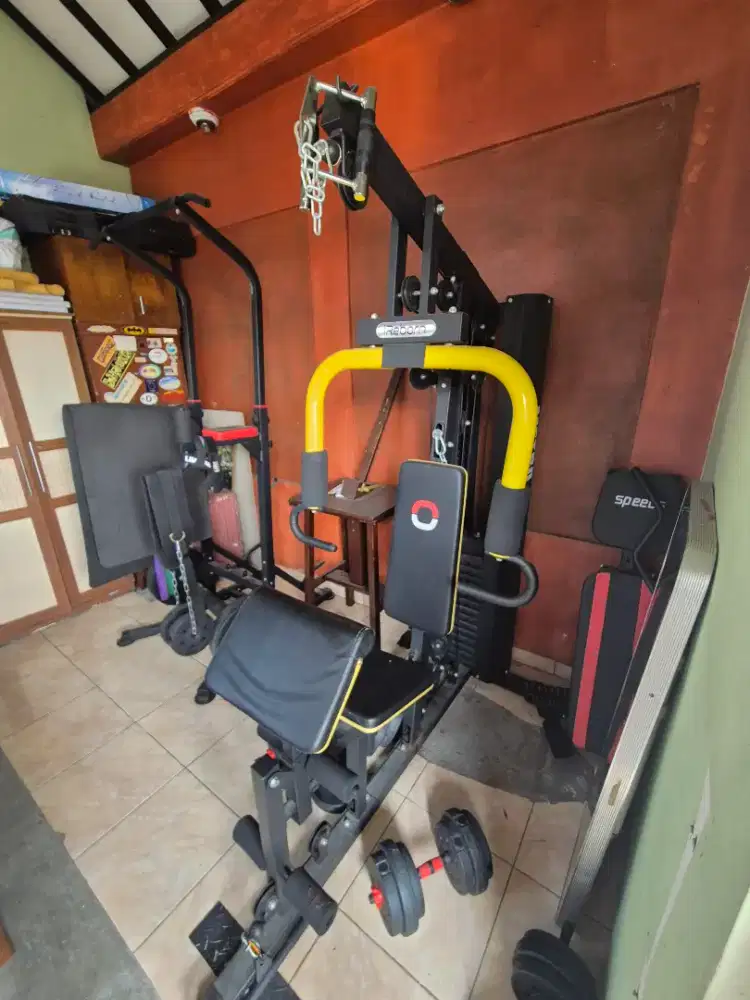 Home Gym, Pull up bar, dumbell, barbell, resistance band