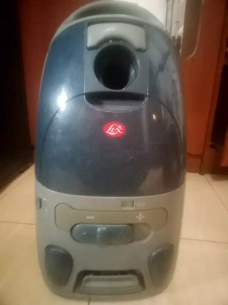JUAL VACUM CLEANER BEKAS  MERK LUX