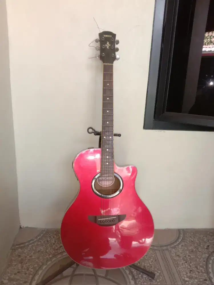 gitar YAMAHA APX500II