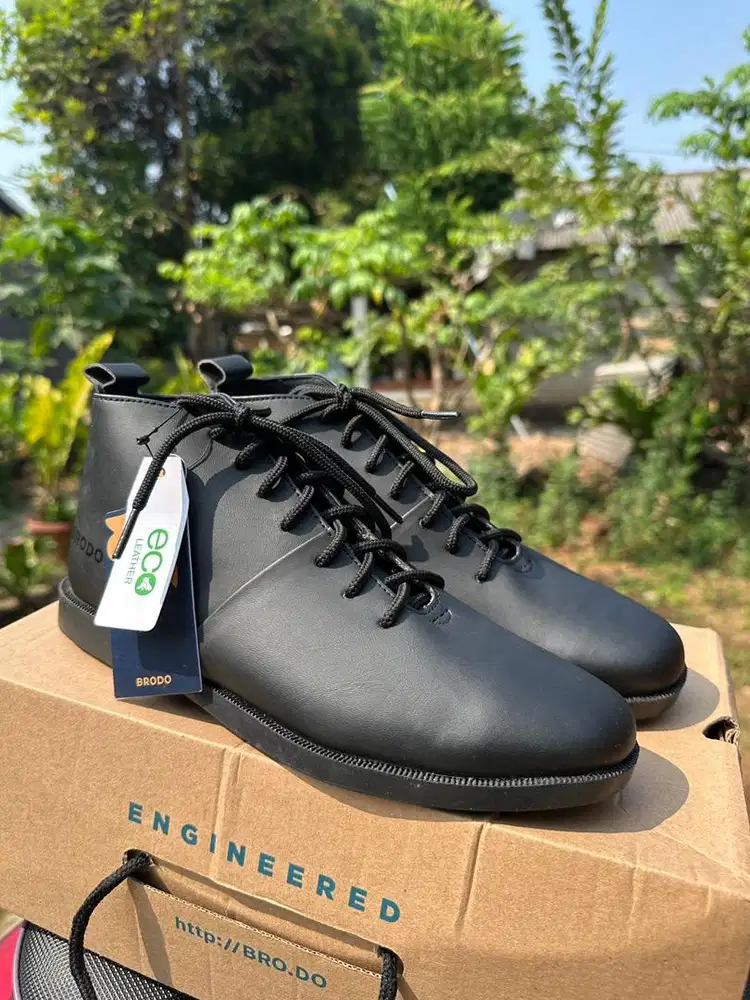 Brodo Signore Terra (Full Black)