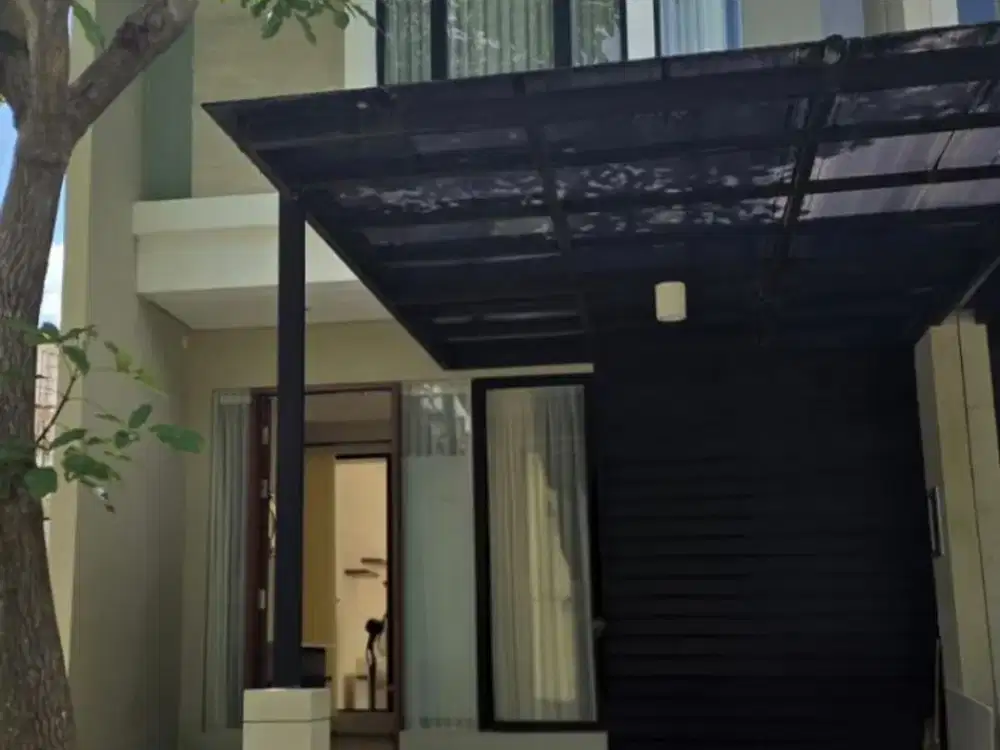 Jual Cepat! Rumah Northwest Citraland - Bangunan 2 Lantai, Semi Furnish