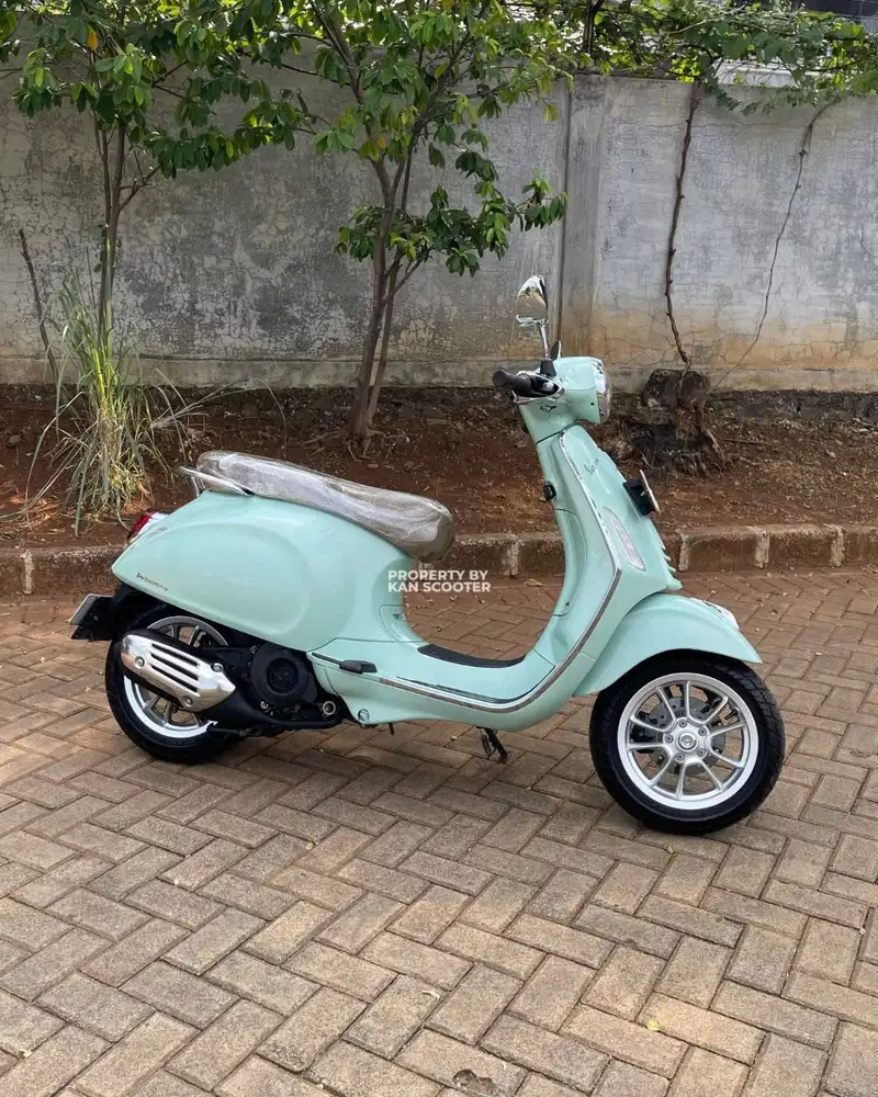 JUAL MURAH VESPA PRIMAVERA 150 iGET ABS FACELIFT 2020 MULUS