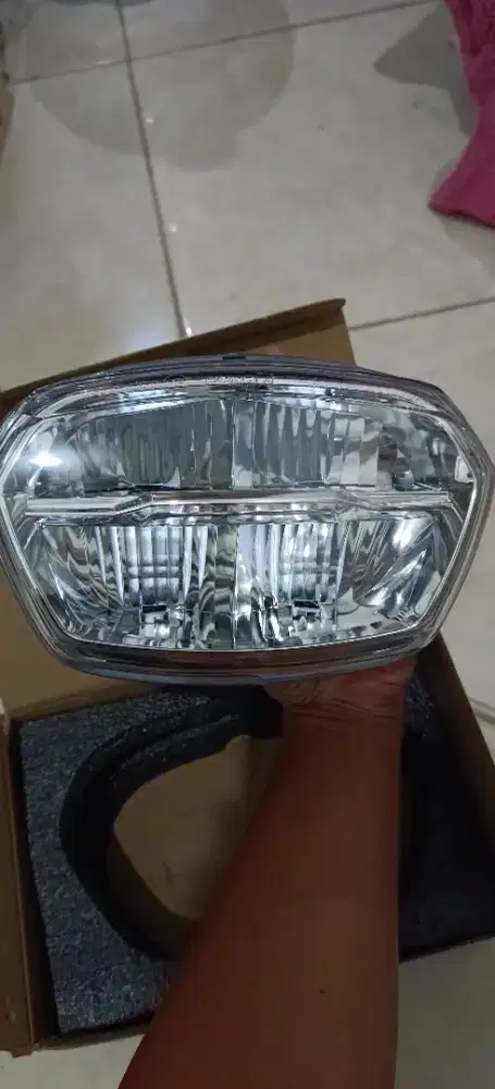 Headlamp vespa sprint s 2023