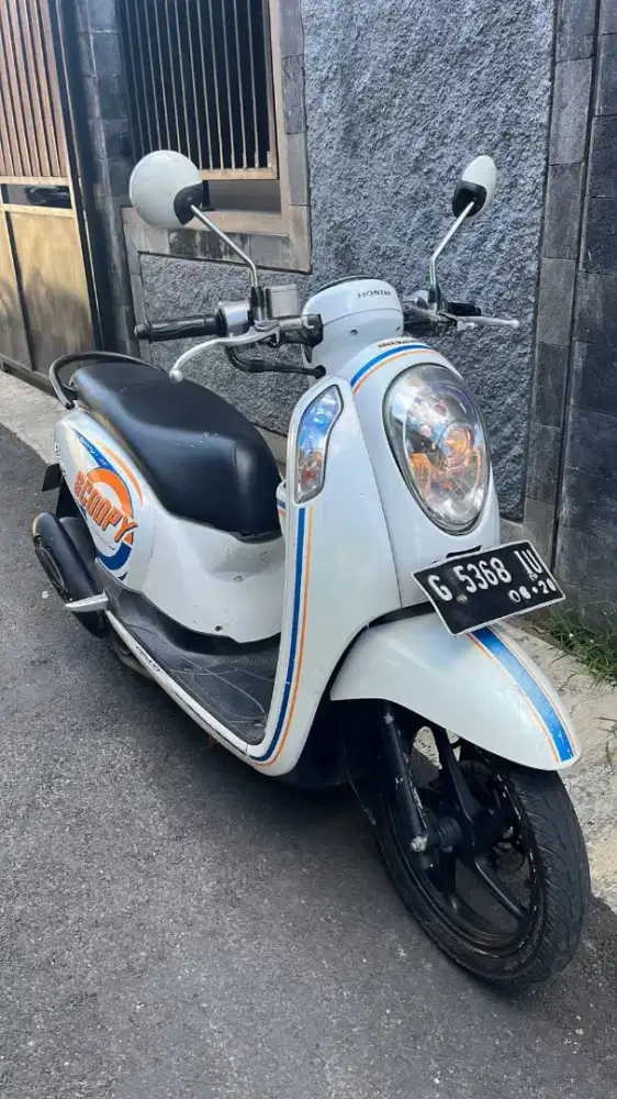 Honda Scoopy 2016