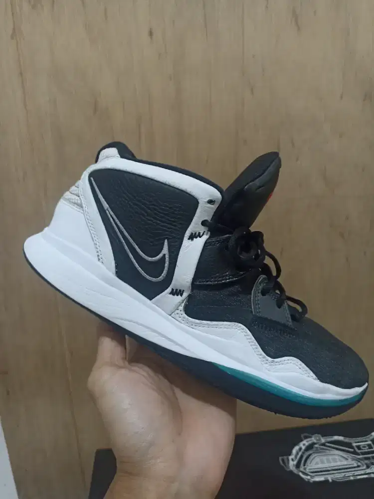 SEPATU NIKE KYRIE INFINITY EP SIZE 43