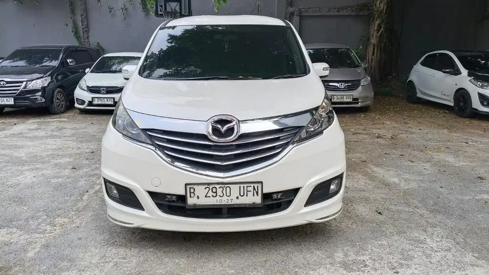 Mazda Biante 2.0 Skyactiv AT 2017- Tangan 1  EX DOKTER Bedah - Mulus