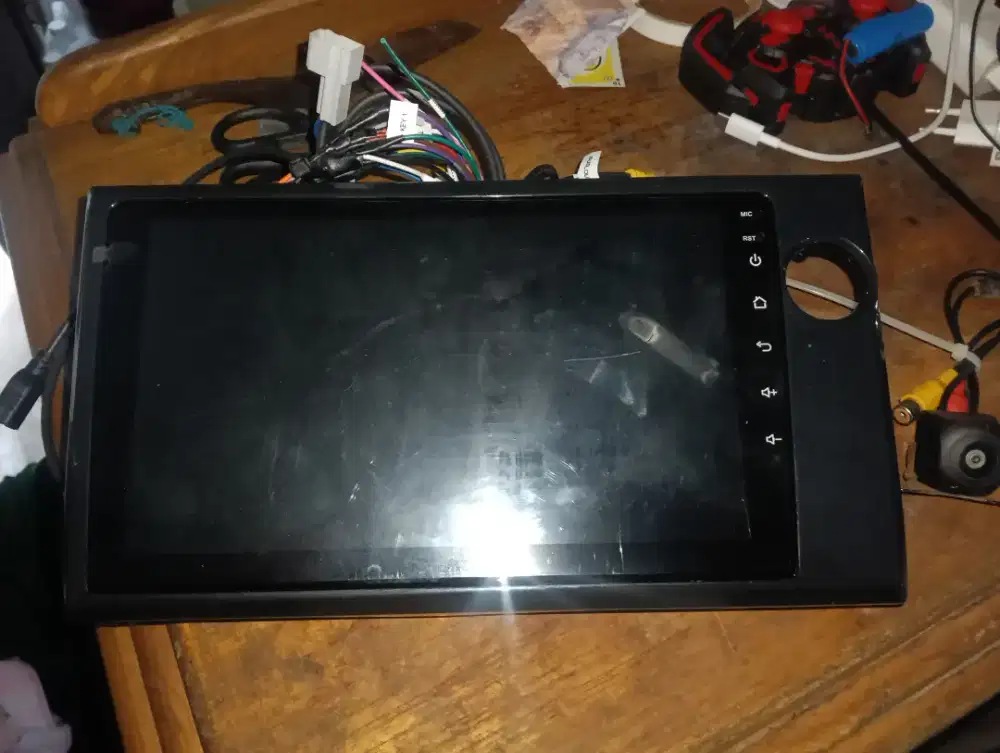 Layar monitor dan cover dan kamera mundur Brio