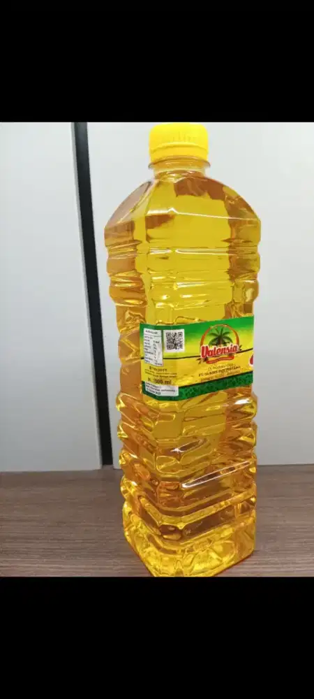 Minyal goreng Valensia 1L=12pc