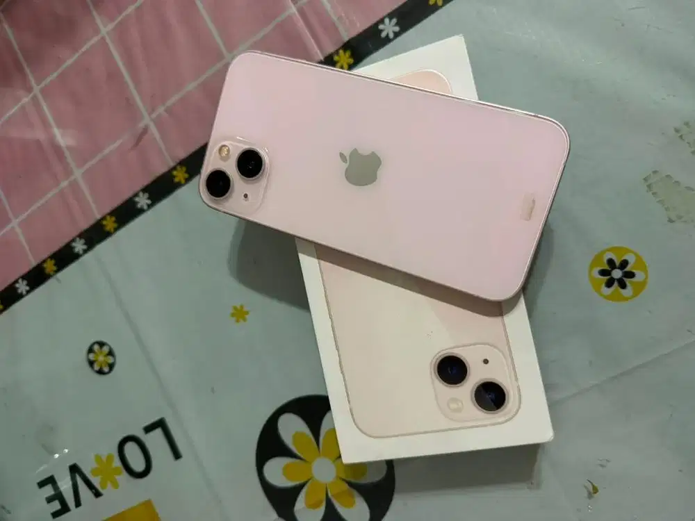 For Sale Iphone 13 128GB Ex Ibox Pink Mulus Fullset