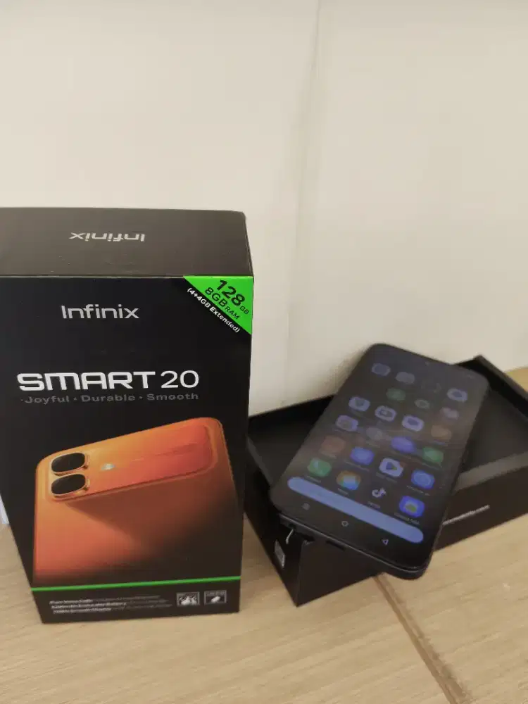 Jual cepat Infinix Smart 20 4/128GB, fullset mulus nominus