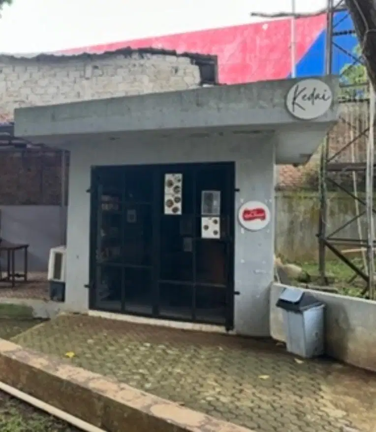 Penjaga Kedai Makanan dan Minuman