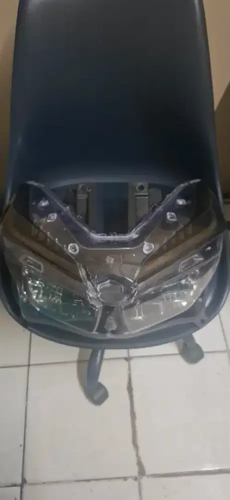 lampu depan vario gen 2