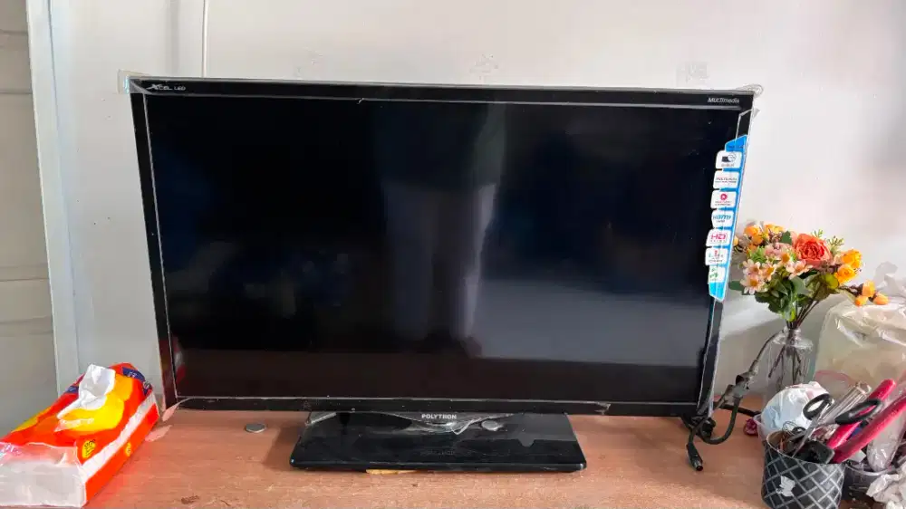 JUAL CEPAT TV LED POLYTRON 32 INCH – NORMAL, SIAP PAKAI