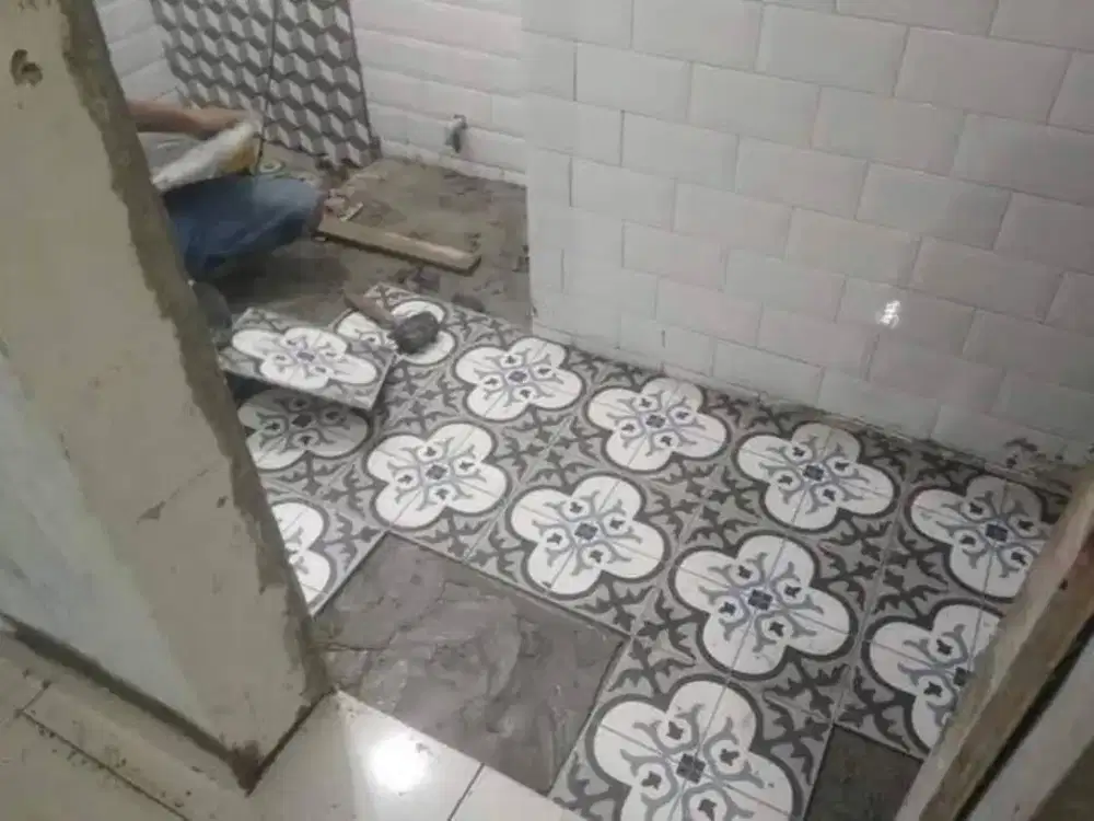 Jasa tukang geranit,keramik dan batu alam
