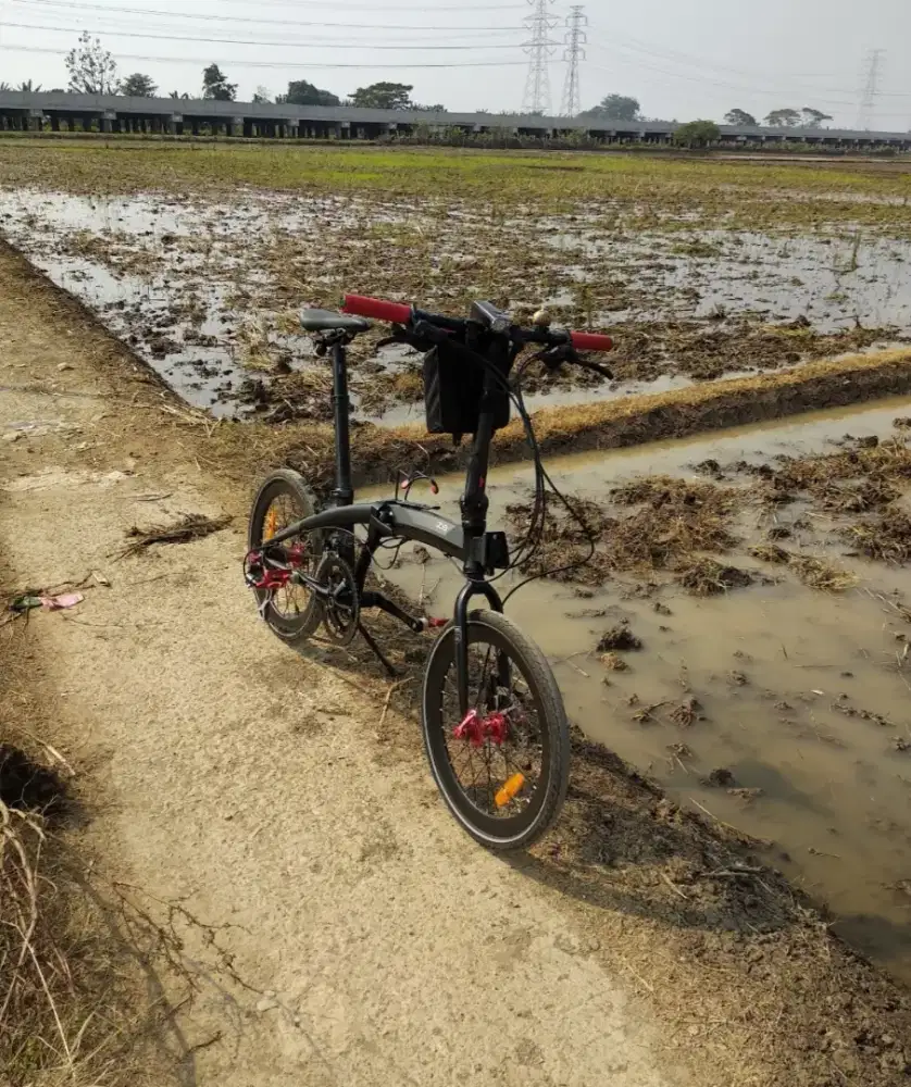 Sepeda lipat ecosmo z8