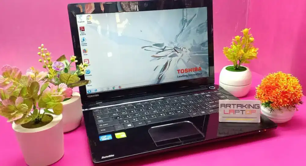 LAPTOP TOSHIBA SSD256GB COCOK BUAT SEKOLAH&KANTORAN COD BALIKPAPAN