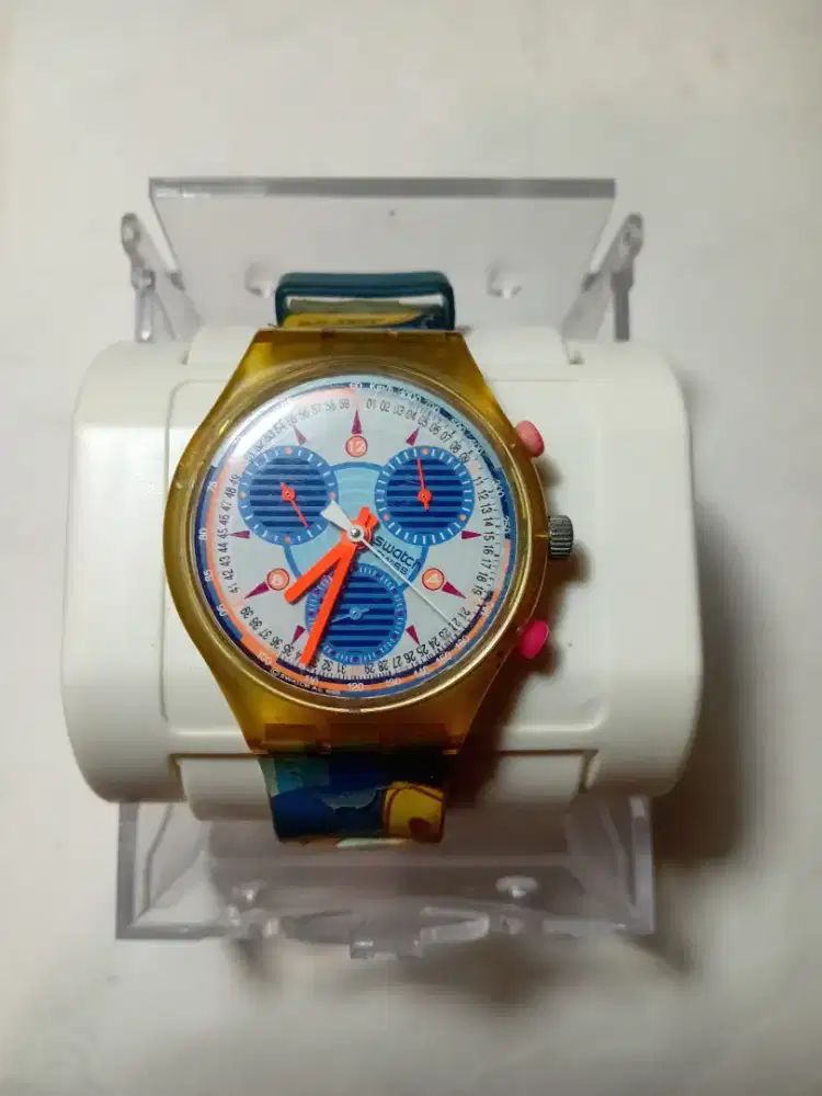 Jam tangan Swatch