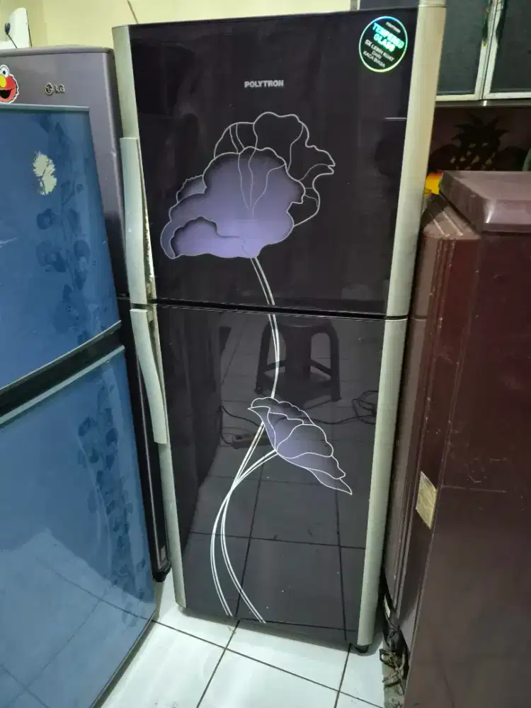 kulkas 2pintu Polytron Belleza orisinil