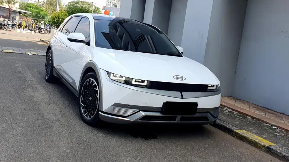 Km 34rban hyundai ioniq 5 signature long range 2022 putih