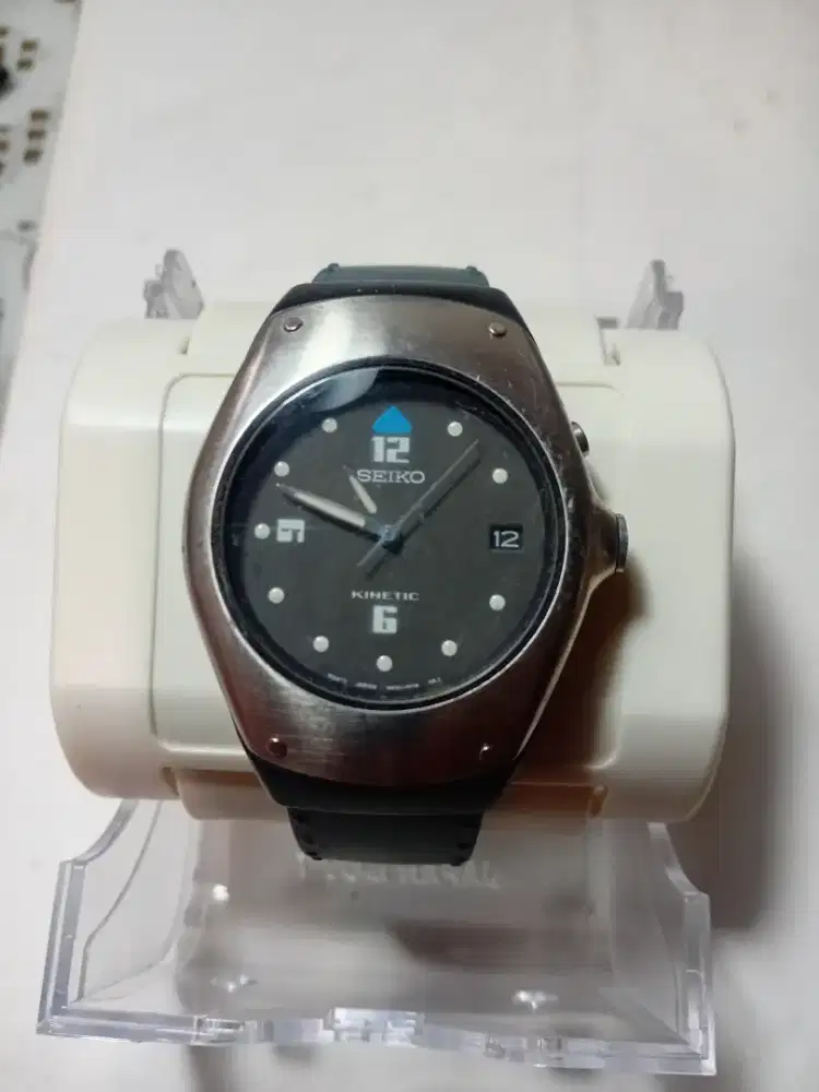 Jam tangan Seiko