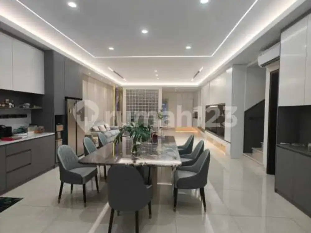 Golf Island. Pik Jual Rugi Bgt Rmh Bgs .Siap Huni .Ff