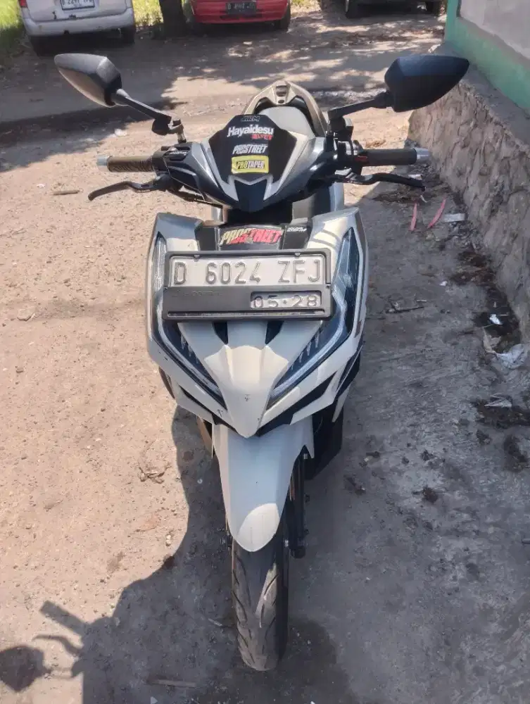 Vario 125 tahun 2023 keyless