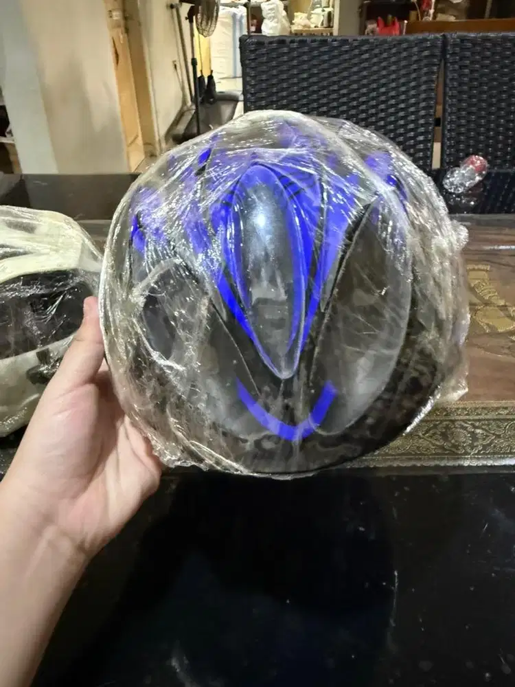 Helm sepeda pacific