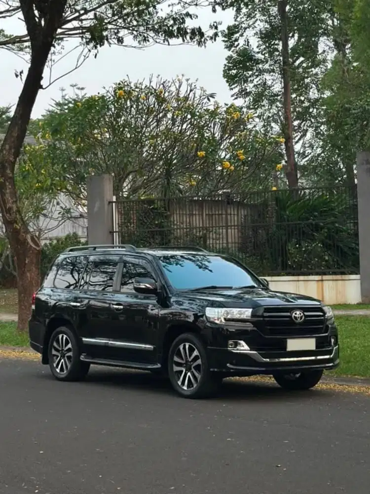 Toyota Land Cruiser VX200 ATPM 2012 Facelift