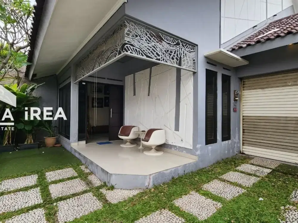 DIJUAL RUMAH DI SOLO DEKAT PASAR NUSUKAN