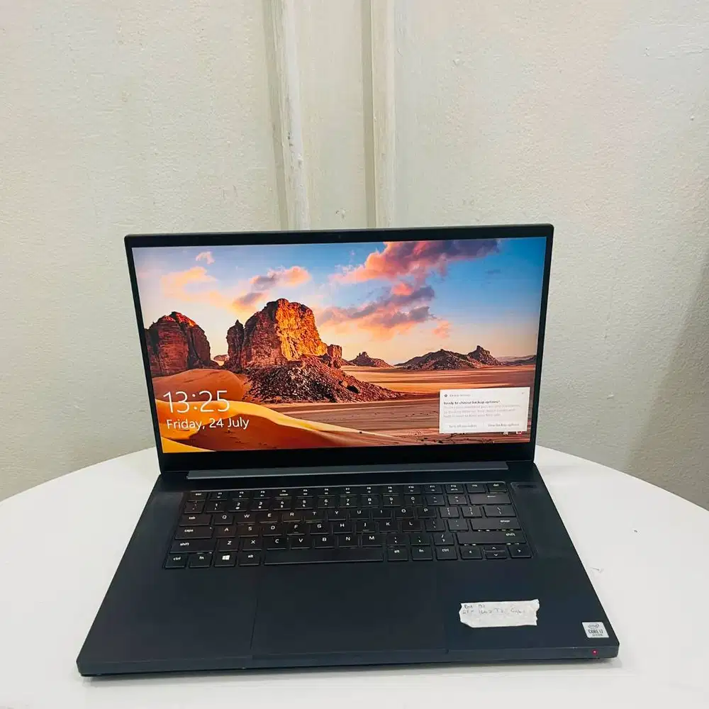 RAZER BLADE 15 BASE i7 gen10 Ram 16Gb Ssd 512Gb DUAL VGA 15 INCI *ECM