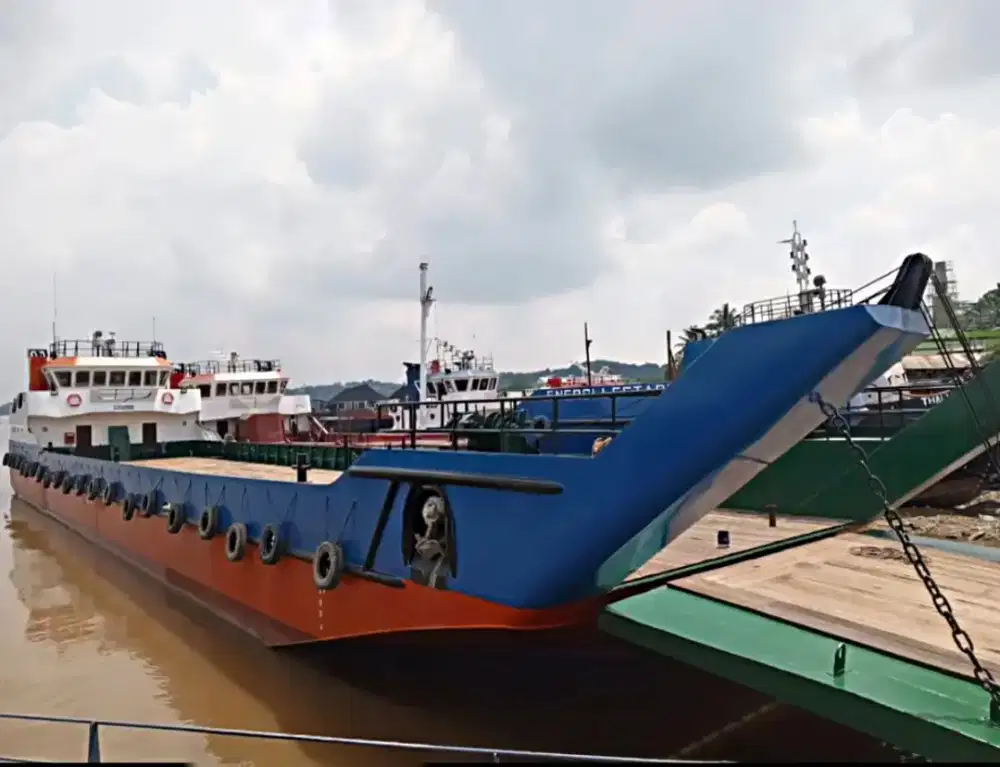 Jual Kapal LCT 700 DWT Tahun 2024